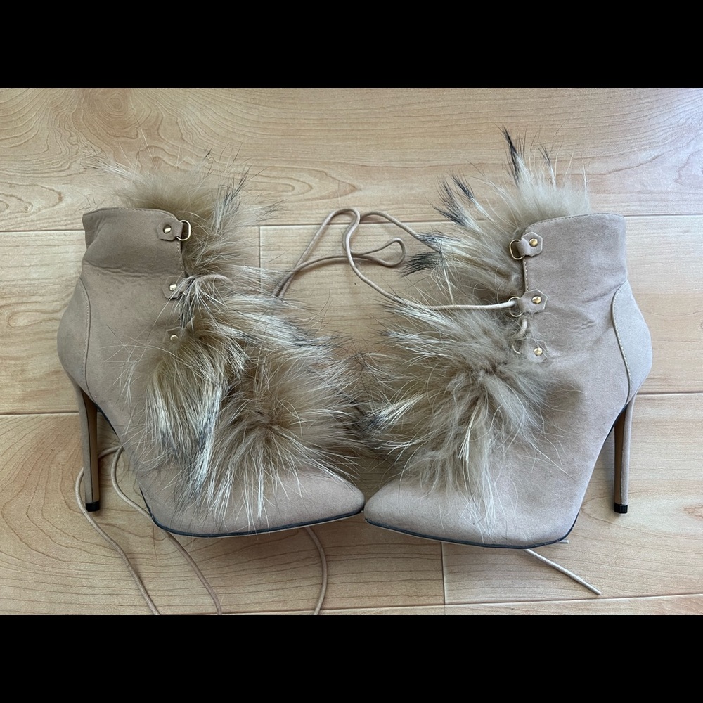 Boots with the Fur